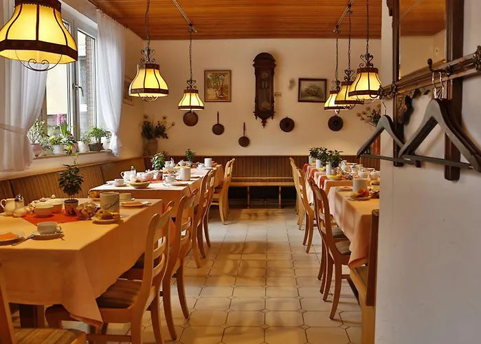 Feuerbacher Hof فندق 2*