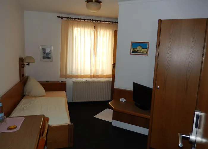 Feuerbacher Hof מלון