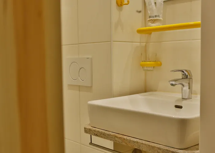 Feuerbacher Hof מלון 2*